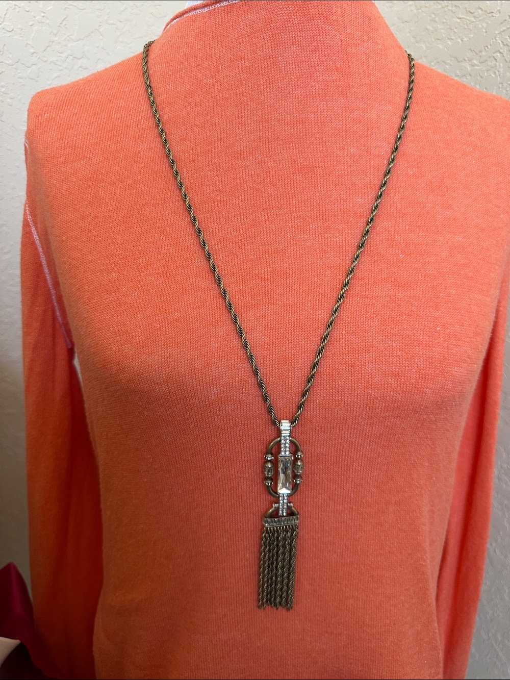 BR Pendant Necklace